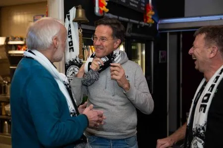 Pubquiz VVD Lochem met Mark Rutte zeer geslaagd